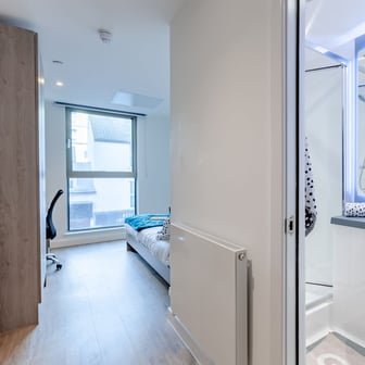 Bronze En Suite - Image 5